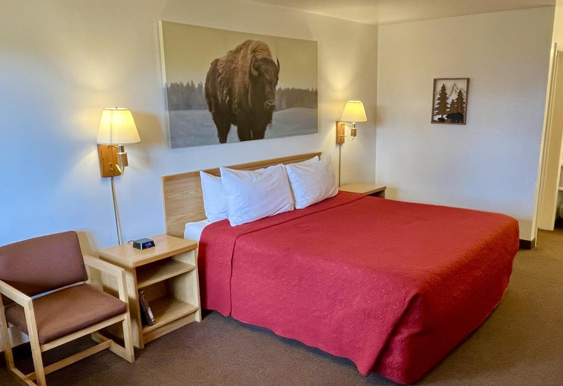 Red Bear Inn Эннис Экстерьер фото