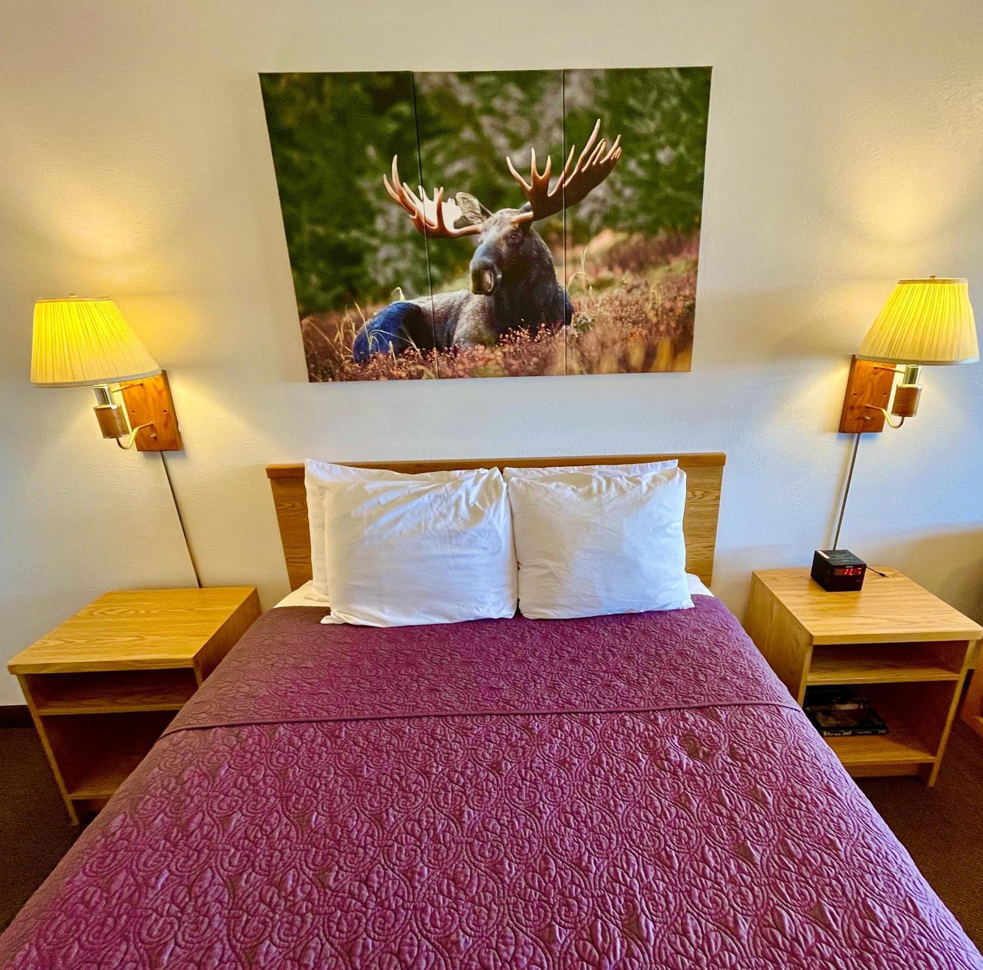 Red Bear Inn Эннис Экстерьер фото